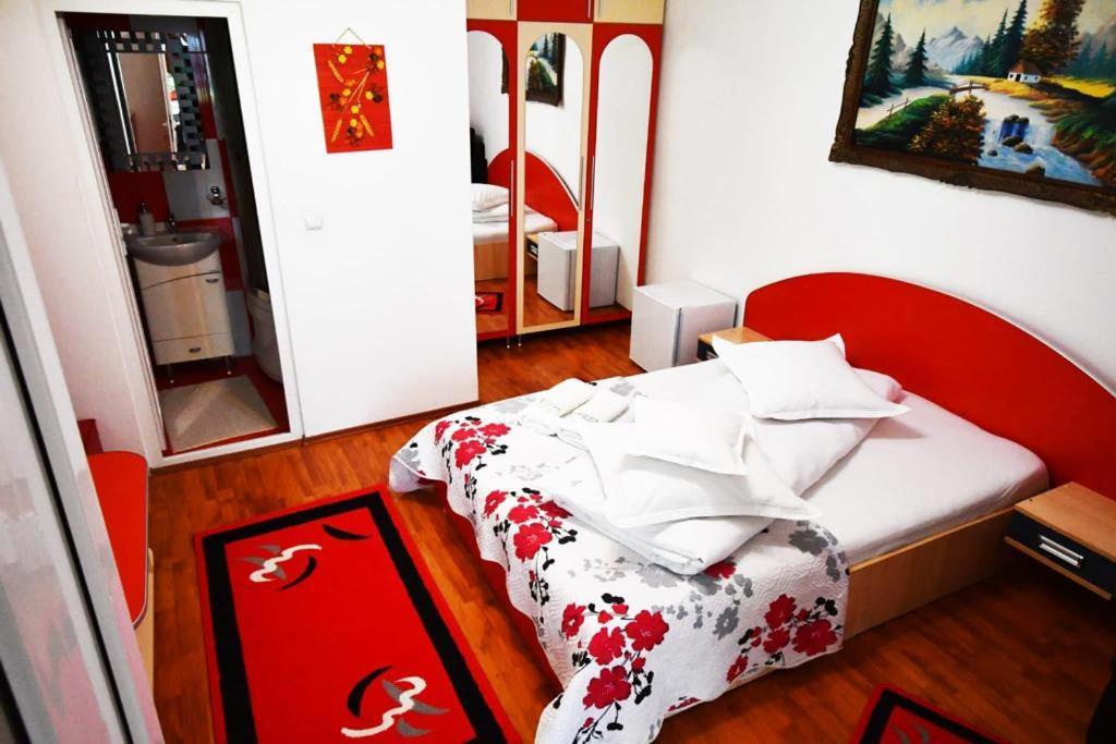 Casa Stefanut Hotel Moeciu De Sus Buitenkant foto